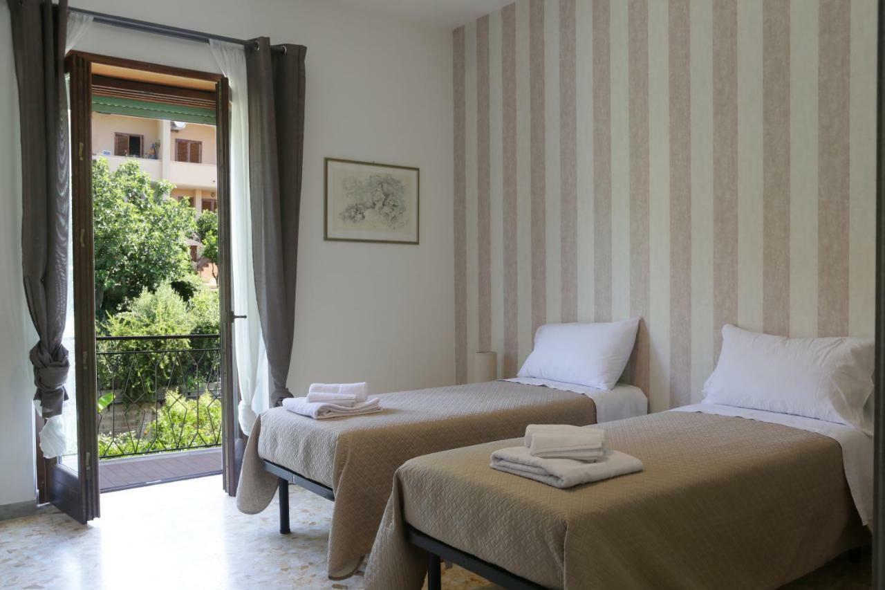 Pepe Apartment -Lago Di Bracciano Trevignano Romano Buitenkant foto